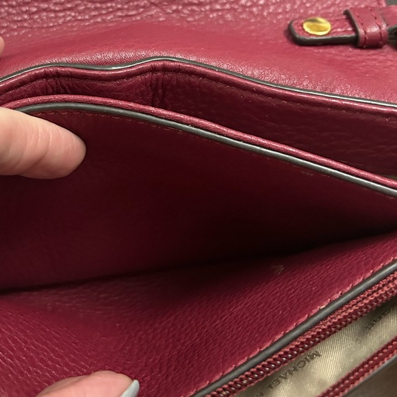 EUC Michael Kors Oxblood Wallet on Chain Crossbody Bag. 4 pockets. Liner clean! - Picture 4 of 6